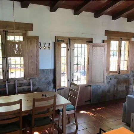 Vuelos De Montana L Chalet Montanchez