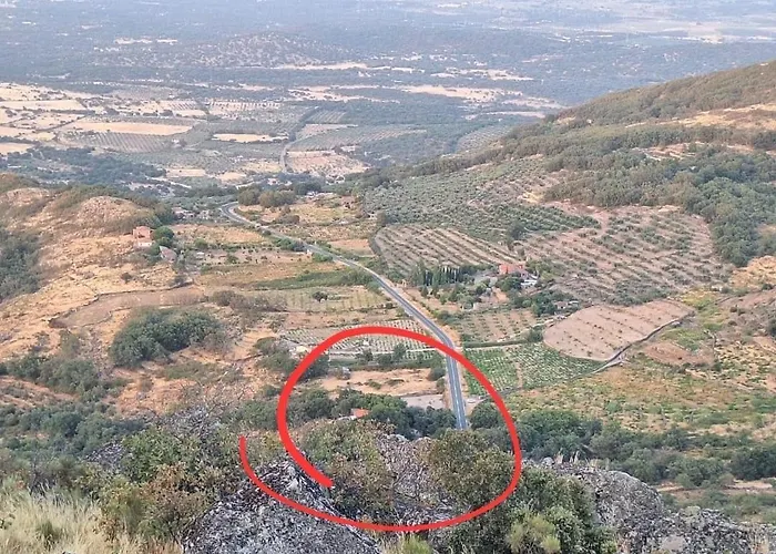 Vuelos De Montana L * Montánchez